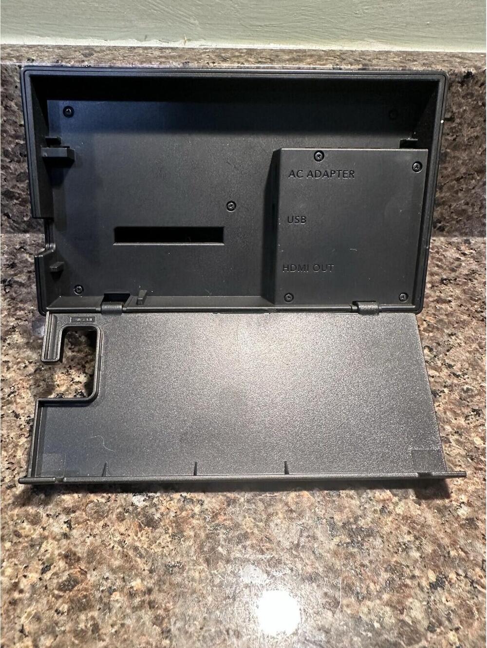 Nintendo Switch HAC-007 Original TV Dock Only - Black - No Cord! - Picture 3 of 5